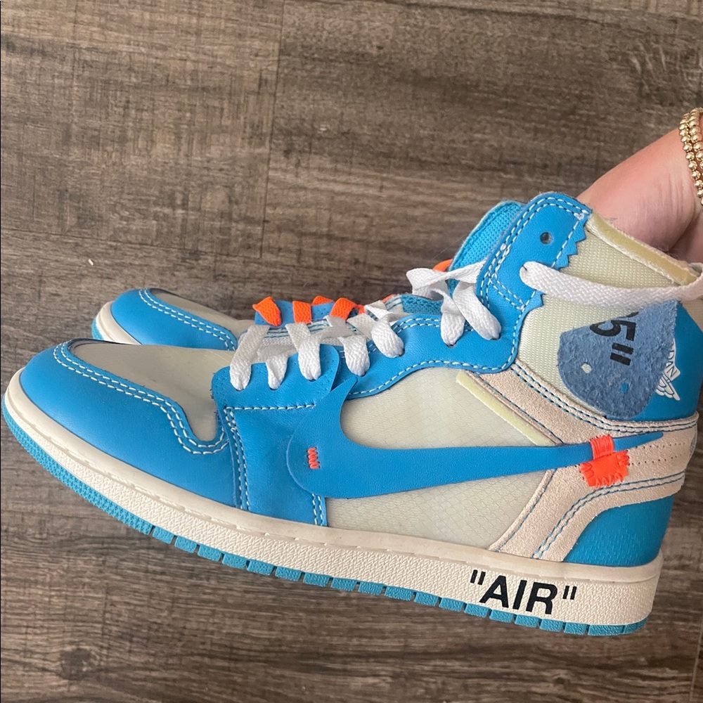 off white jordan 1 university blue